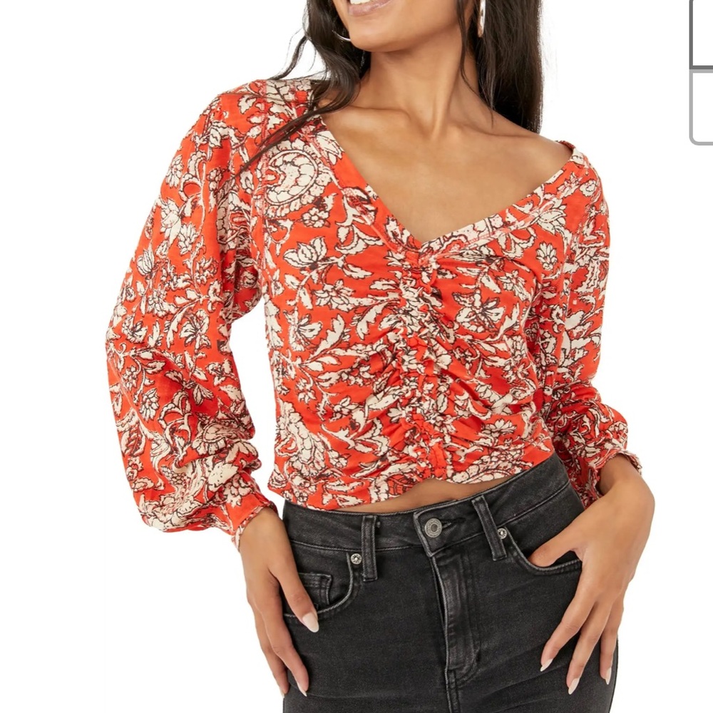 ❄️Free People Say The Word Ruched Long Sleeve Tee❄️